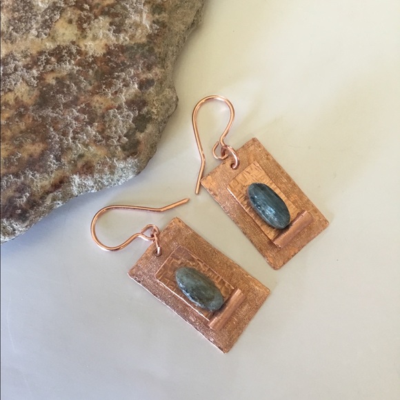 Victorian style Blue Kyanite Copper Earrings - Picture 2 of 7